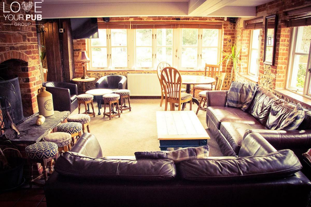 The Rising Sun Inn Waterlooville Exterior foto